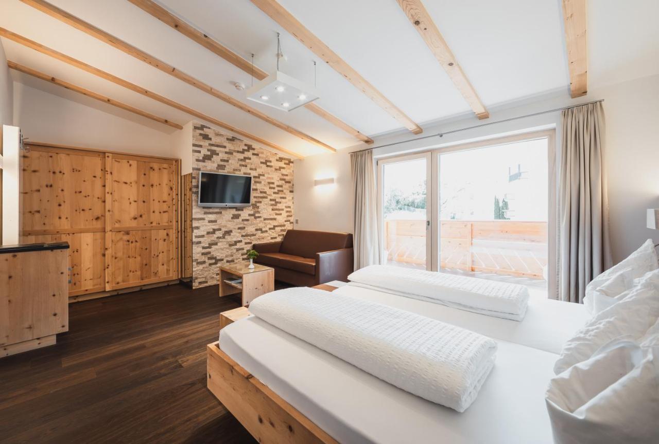 Hotel Bischofhof - Bistro Jasmin คีอูซา ภายนอก รูปภาพ