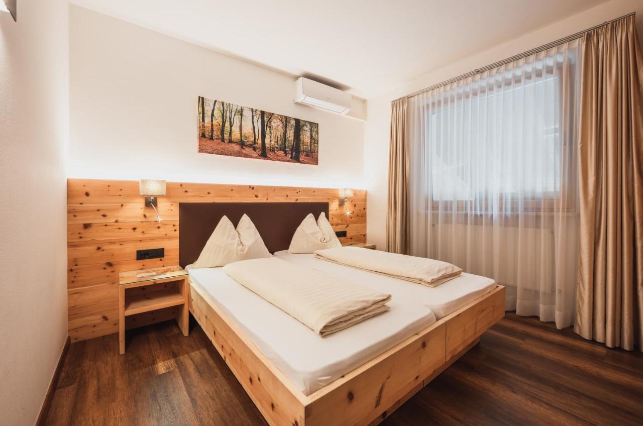 Hotel Bischofhof - Bistro Jasmin คีอูซา ภายนอก รูปภาพ