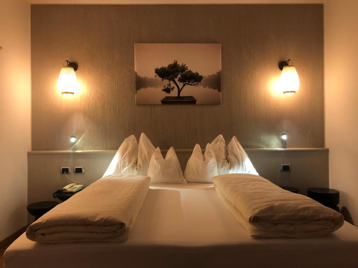 Hotel Bischofhof - Bistro Jasmin คีอูซา ภายนอก รูปภาพ