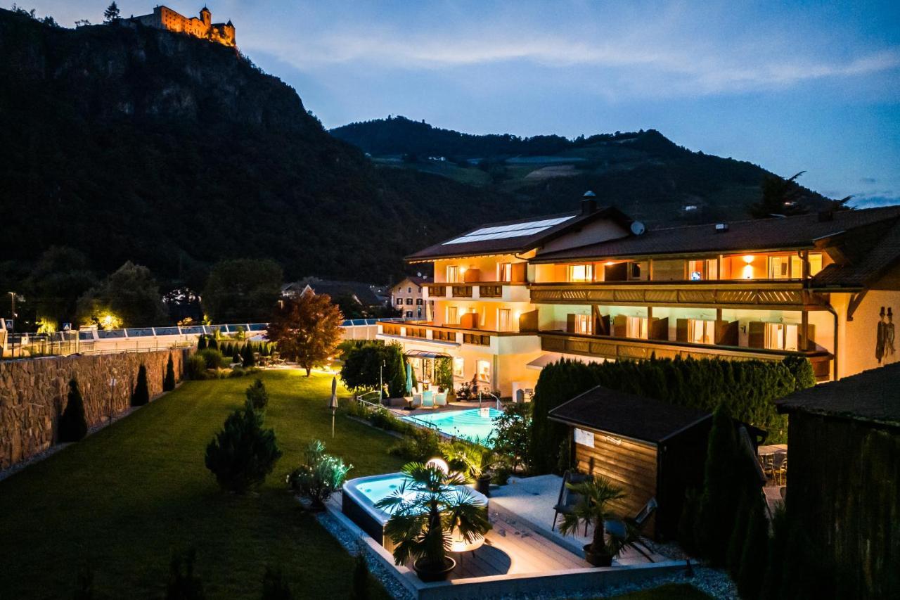 Hotel Bischofhof - Bistro Jasmin คีอูซา ภายนอก รูปภาพ