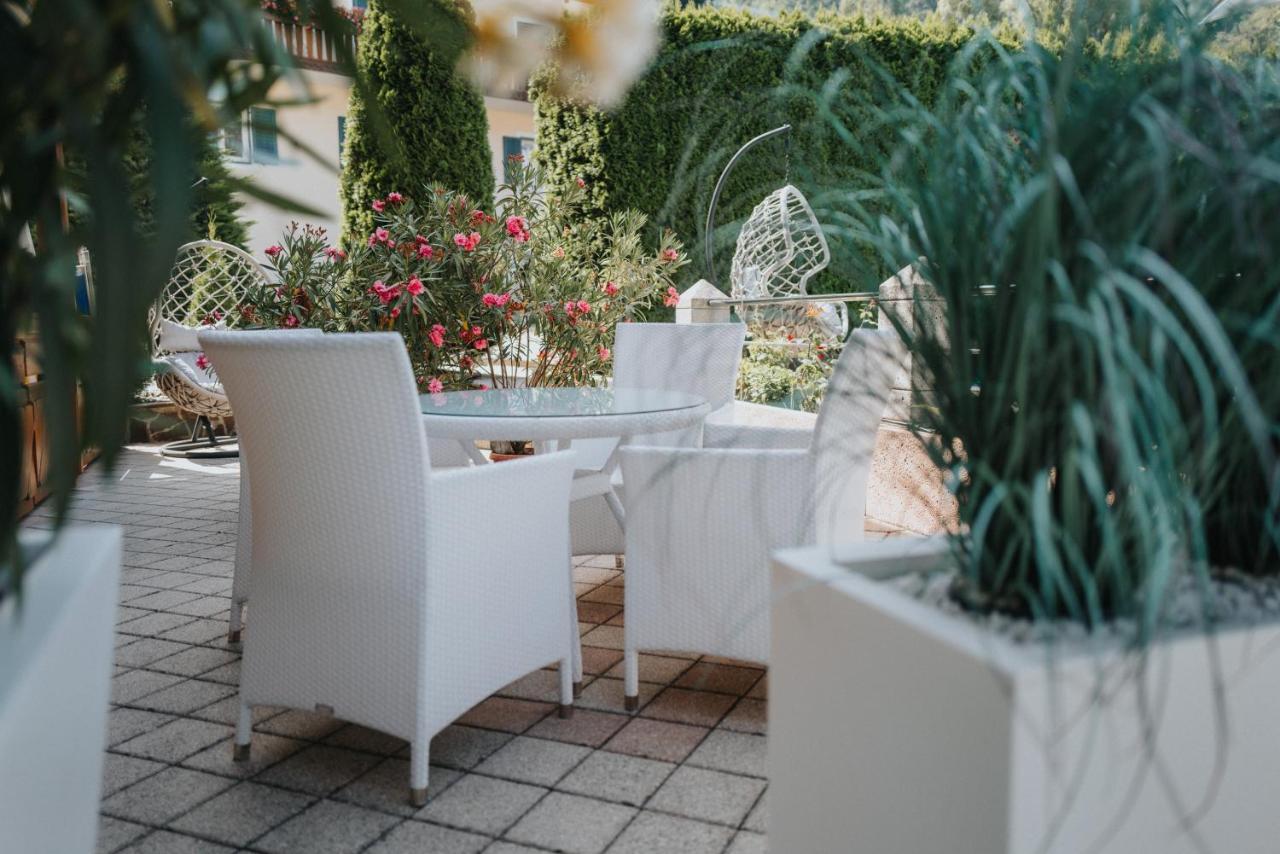 Hotel Bischofhof - Bistro Jasmin คีอูซา ภายนอก รูปภาพ