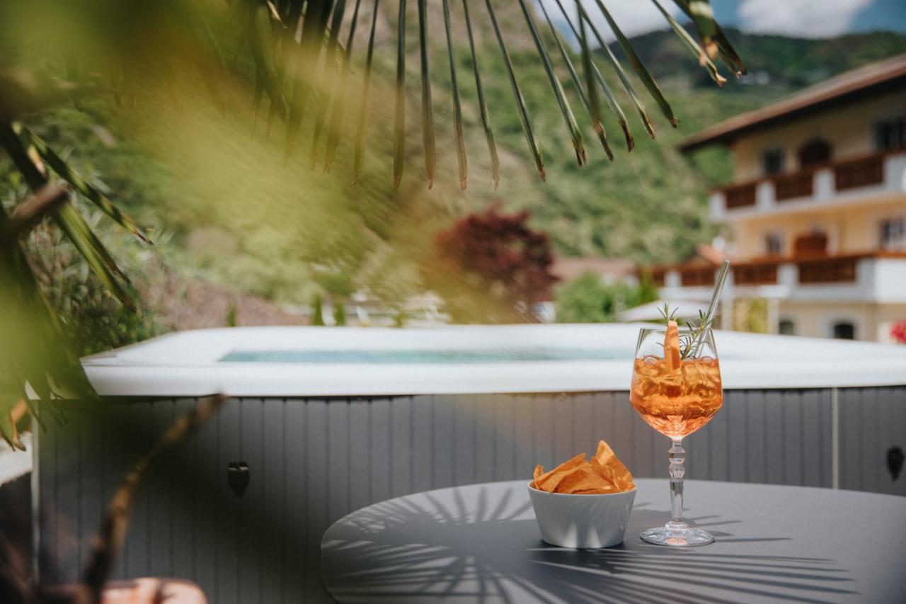 Hotel Bischofhof - Bistro Jasmin คีอูซา ภายนอก รูปภาพ