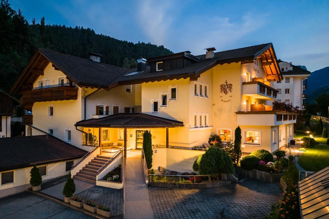Hotel Bischofhof - Bistro Jasmin คีอูซา ภายนอก รูปภาพ